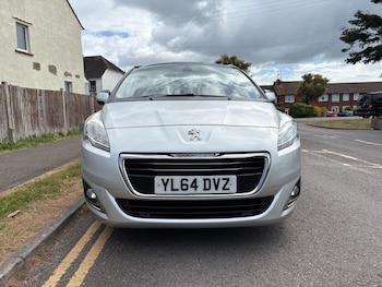 Used Peugeot 5008 2015 for sale - 78581316: Photo