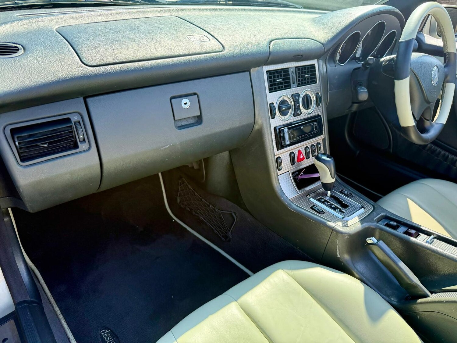 Used Mercedes-Benz SLK 2002 for sale - 78004290: Photo 11