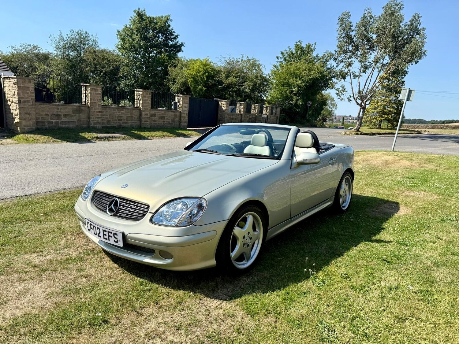 Used Mercedes-Benz SLK 2002 for sale - 78004290: Photo 3