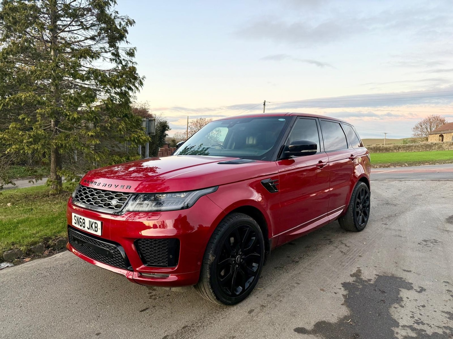 Used Land Rover Range Rover Sport 2019 for sale - 76669245: Photo 2