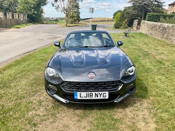 Used Fiat 124 Spider 2018 for sale - 75488891: Photo