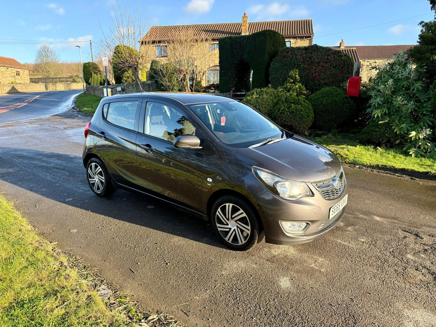 Used Vauxhall Viva 2016 for sale - 77135603: Photo 2