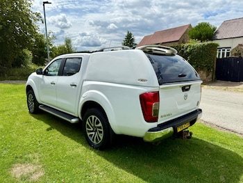 Used Nissan Navara 2016 for sale - 75686140: Photo
