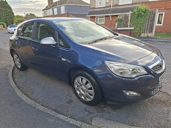 Used Vauxhall Astra 2010 for sale - 79827271: Photo
