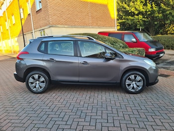 Used Peugeot 2008 2015 for sale - 76340374: Photo