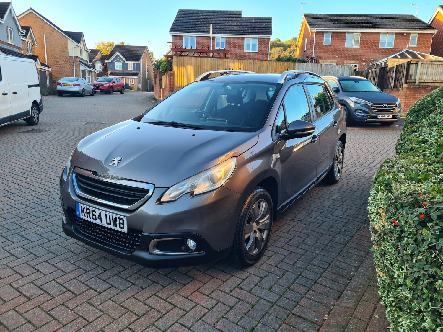 Used Peugeot 2008 2015 for sale - 76340374: Photo 6