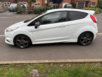 2016 (66) - 1.6 EcoBoost ST-3 3dr