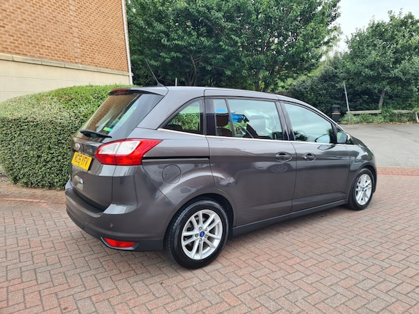 Used Ford Grand C-Max 2015 for sale - 76234229: Photo 3