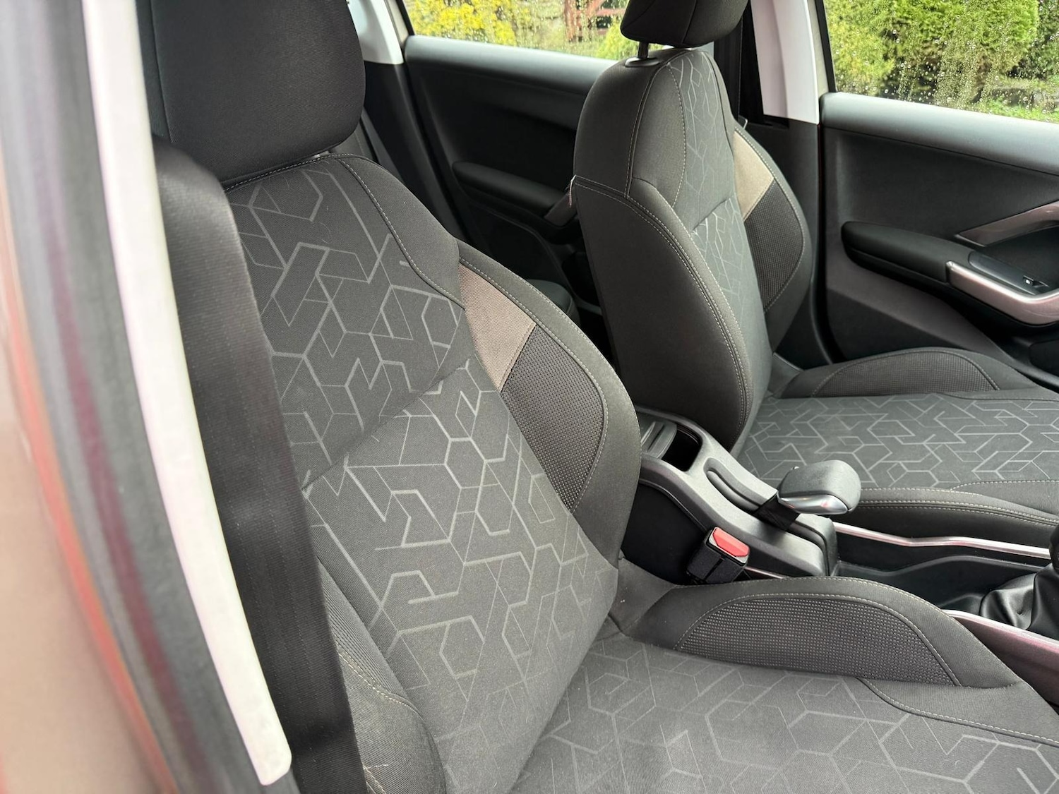 Used Peugeot 2008 2016 for sale - 77517581: Photo 11