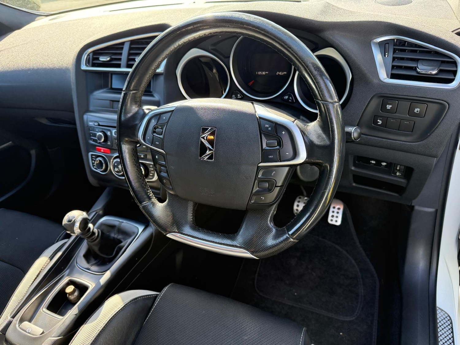 Used Citroen DS4 2013 for sale - 76379006: Photo 10