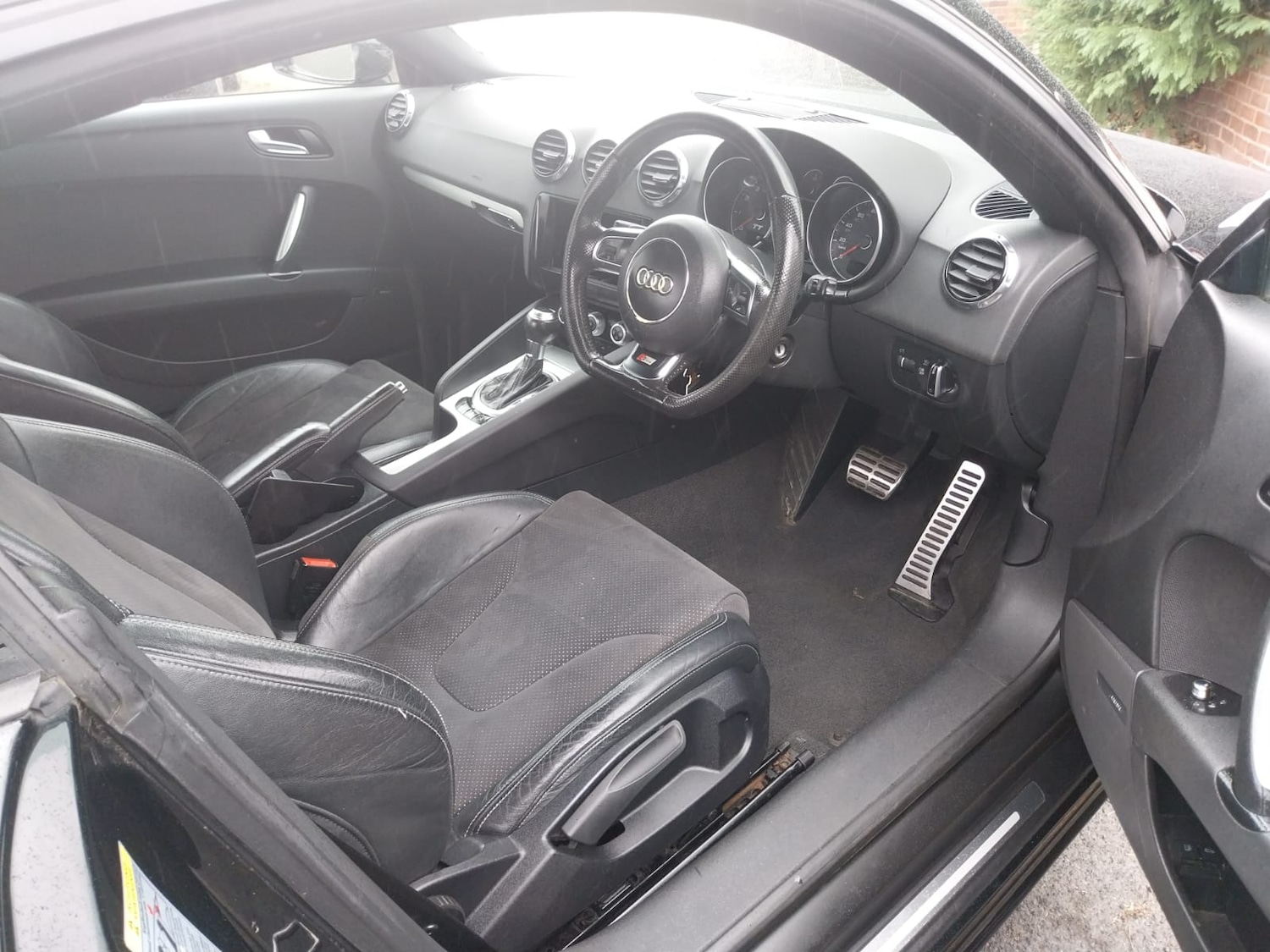 Used Audi TT 2011 for sale - 76777386: Photo 9