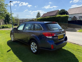 Used Subaru Outback 2012 for sale - 78605956: Photo