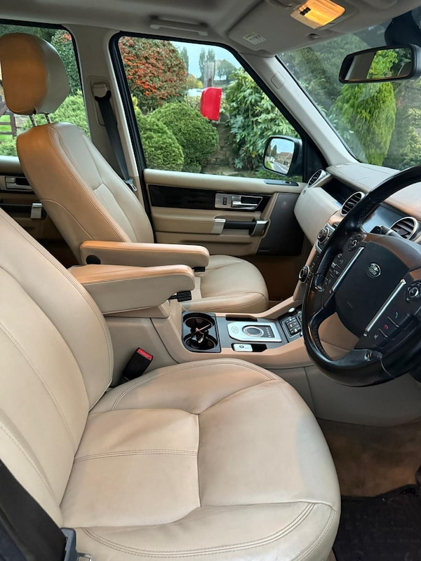 Used Land Rover Discovery 2012 for sale - 76313619: Photo 10