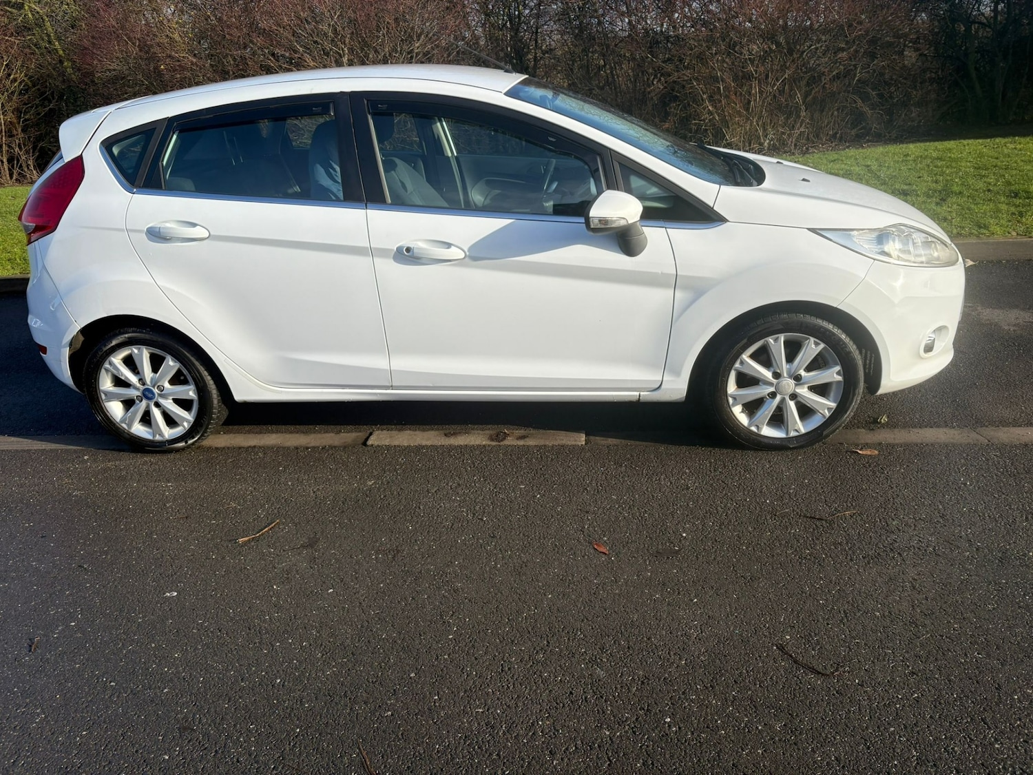 Used Ford Fiesta 2011 for sale - 77378446: Photo 2