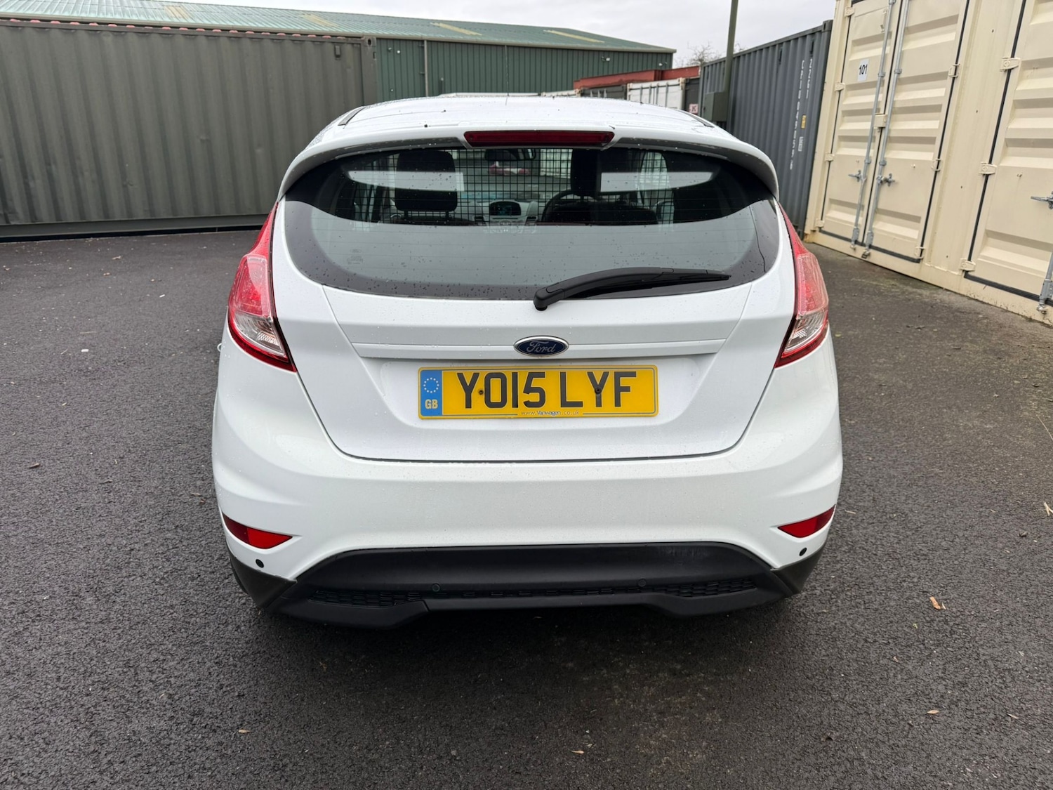 Used Ford Fiesta 2015 for sale - 76638066: Photo 8