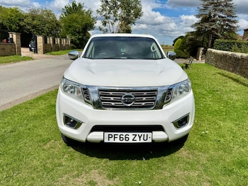 Used Nissan Navara 2016 for sale - 75556648: Photo