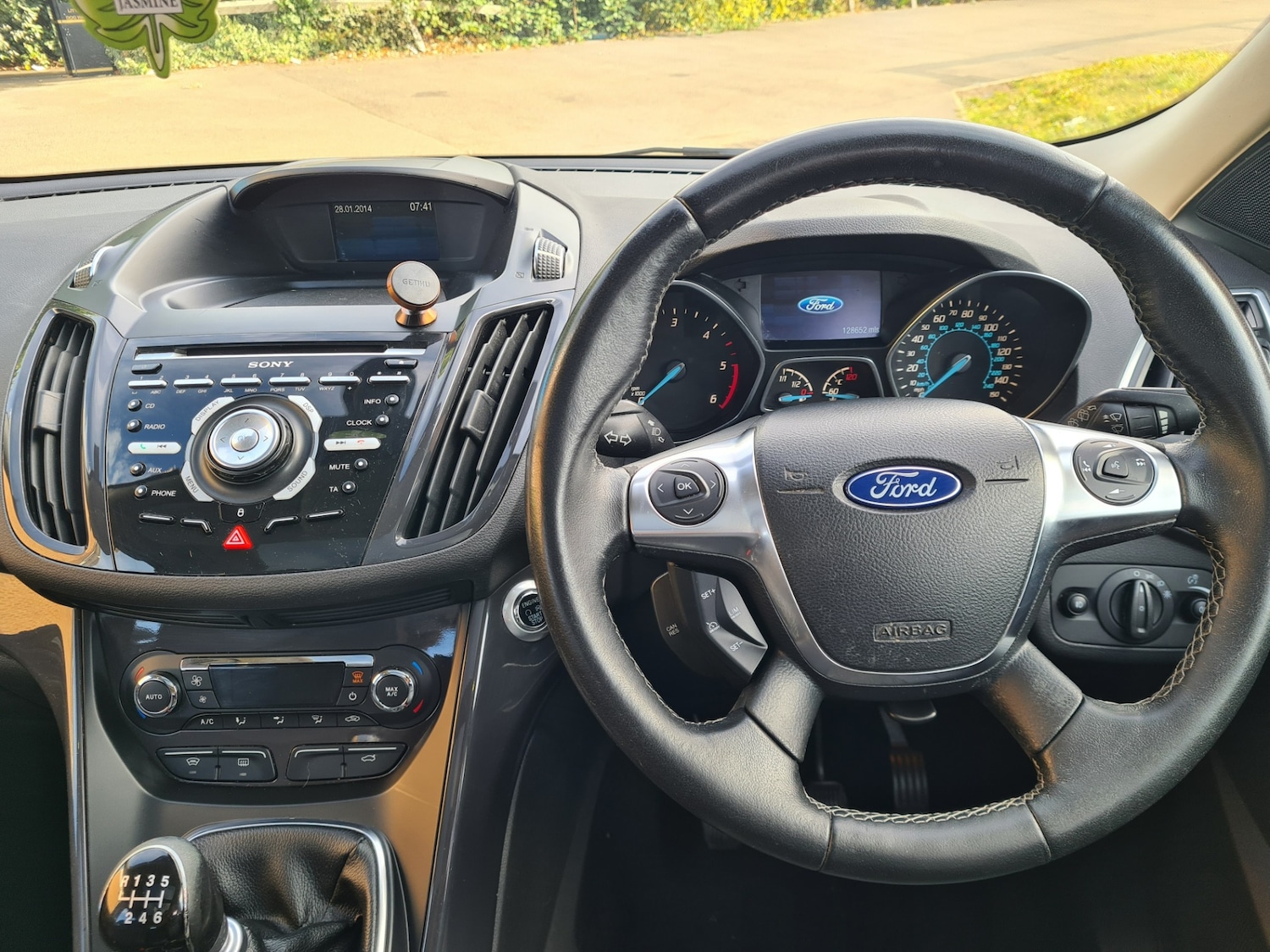 Used Ford Kuga 2014 for sale - 76234242: Photo 10