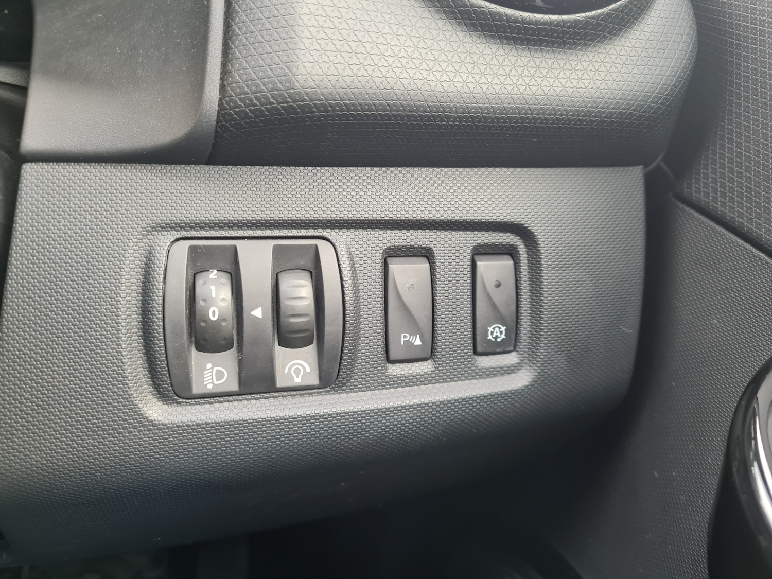 Used Renault Clio 2013 for sale - 78142049: Photo 16