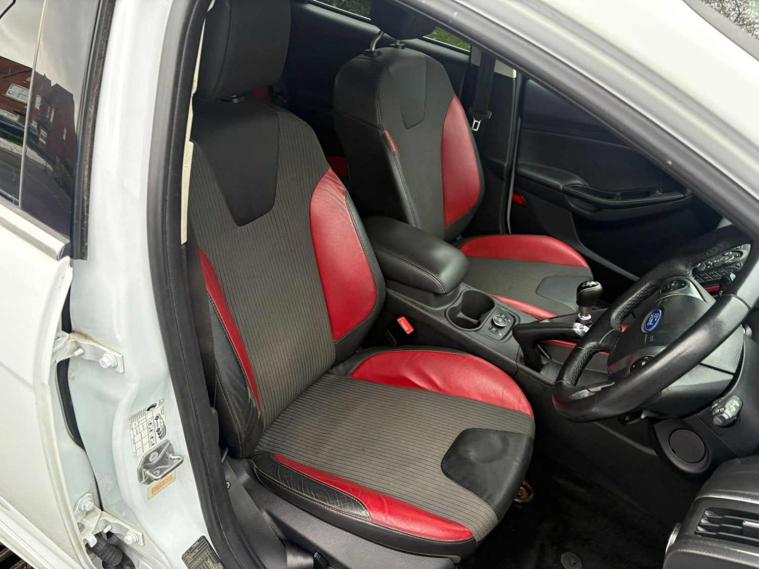 Used Ford Focus 2012 for sale - 76940232: Photo 14