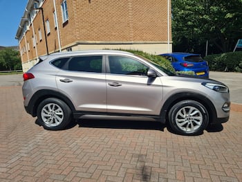 Used Hyundai TUCSON 2017 for sale - 79473452: Photo