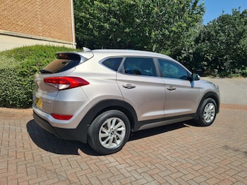 Used Hyundai TUCSON 2017 for sale - 79473452: Photo