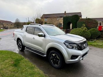 Used Nissan Navara 2020 for sale - 76895296: Photo