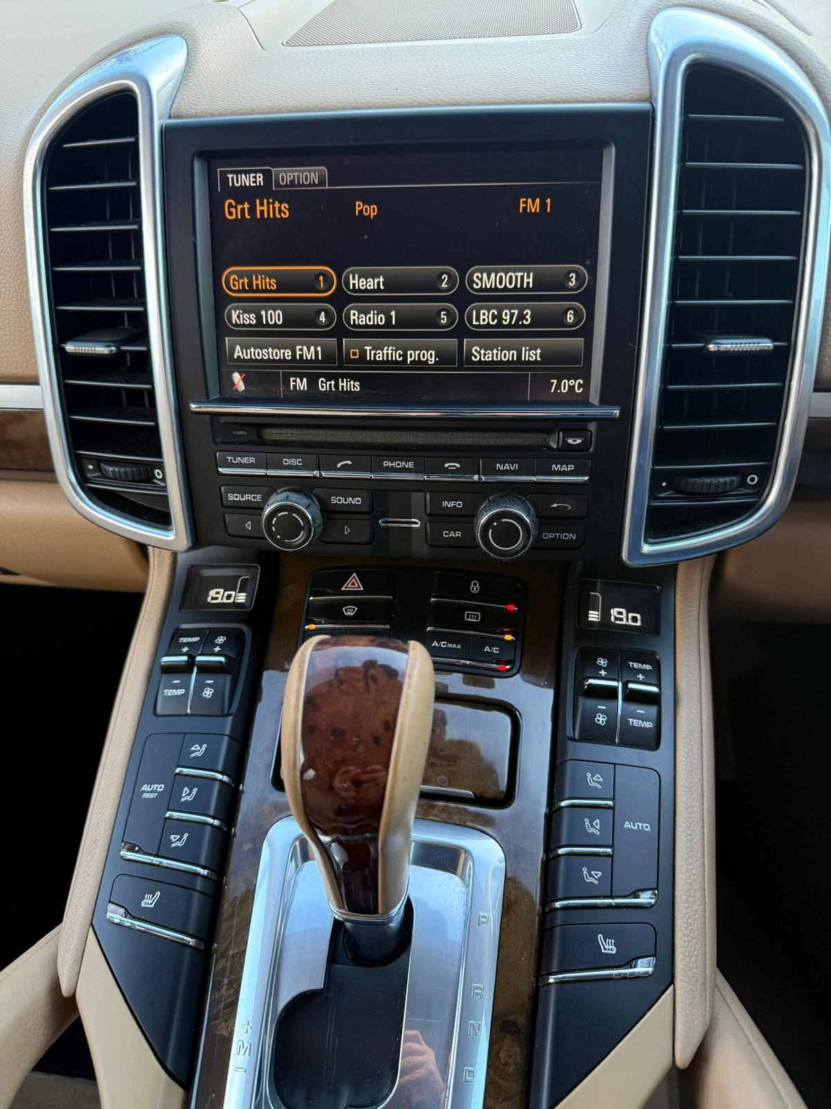 Used Porsche Cayenne 2011 for sale - 77578981: Photo 9