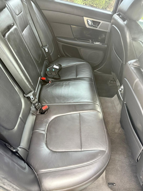 Used Jaguar XF 2014 for sale - 76275211: Photo 10