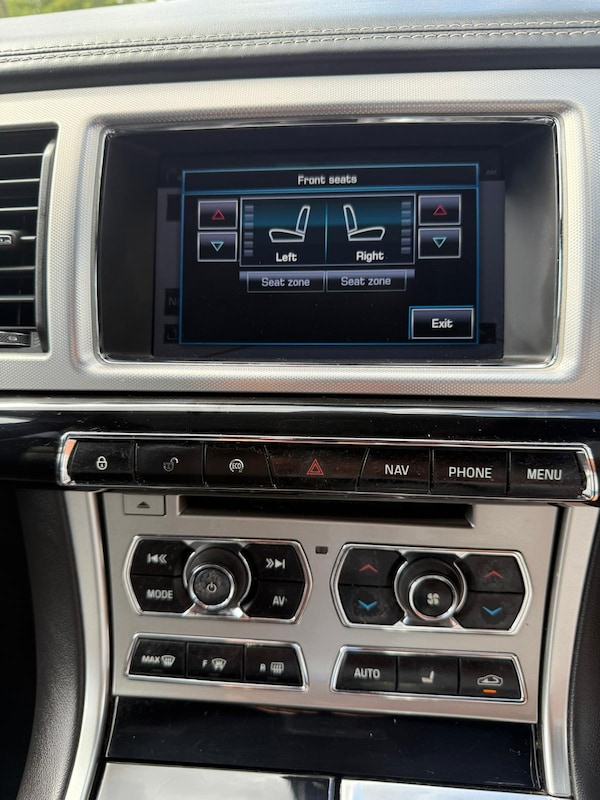 Used Jaguar XF 2014 for sale - 76275211: Photo 20