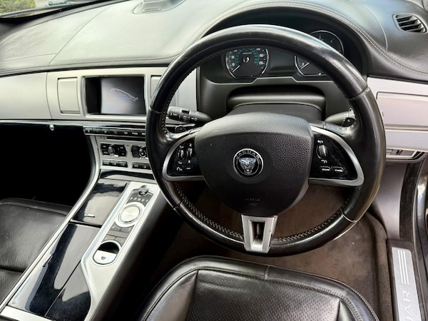 Used Jaguar XF 2014 for sale - 76275211: Photo 6
