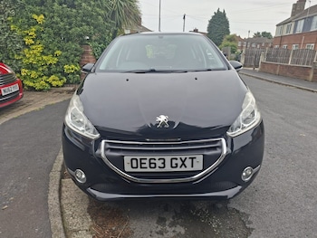 Used Peugeot 208 2014 for sale - 78873446: Photo