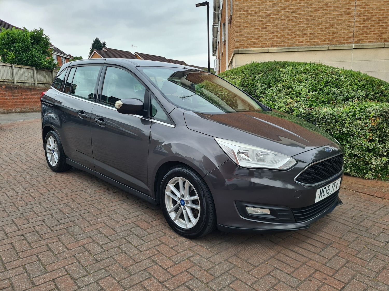Used Ford Grand C-Max 2015 for sale - 76382422: Photo 1