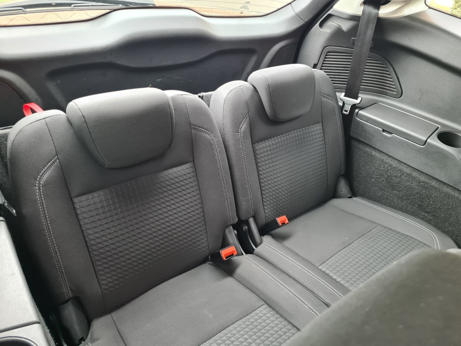 Used Ford Grand C-Max 2015 for sale - 76382422: Photo 11