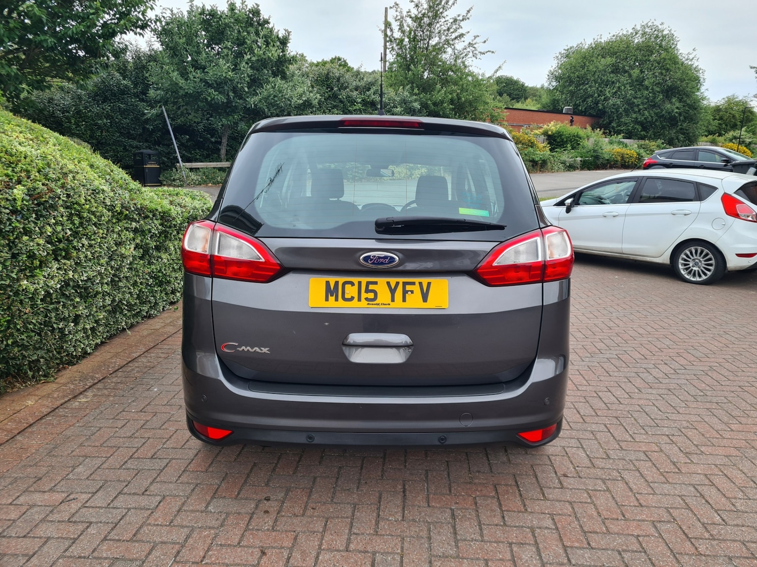 Used Ford Grand C-Max 2015 for sale - 76382422: Photo 4