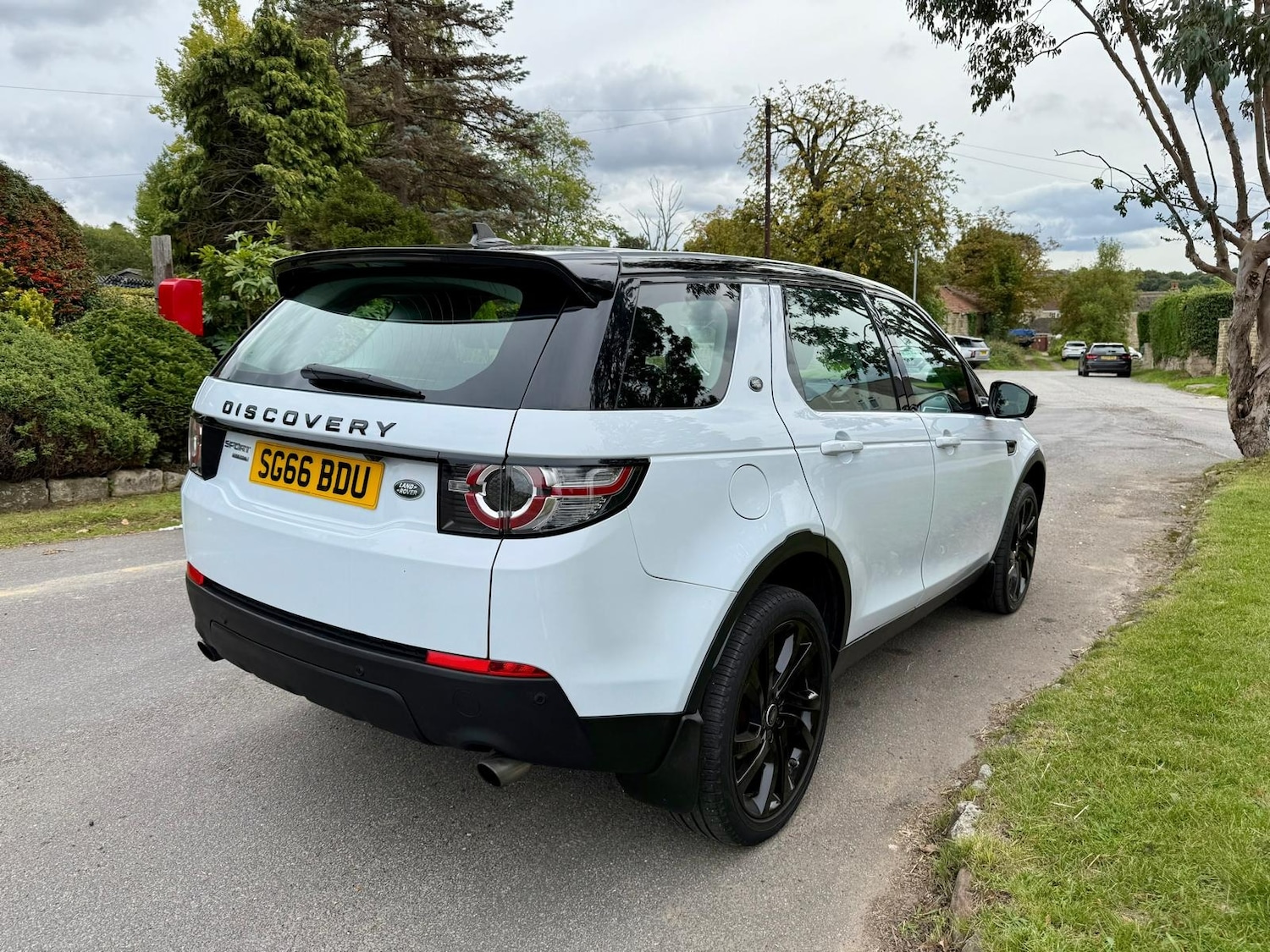 Used Land Rover Discovery Sport 2016 for sale - 77364070: Photo 6