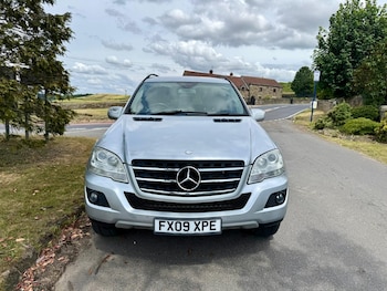 Used Mercedes-Benz M Class 2009 for sale - 79071045: Photo