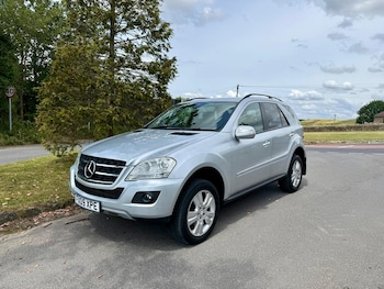 Used Mercedes-Benz M Class 2009 for sale - 79071045: Photo