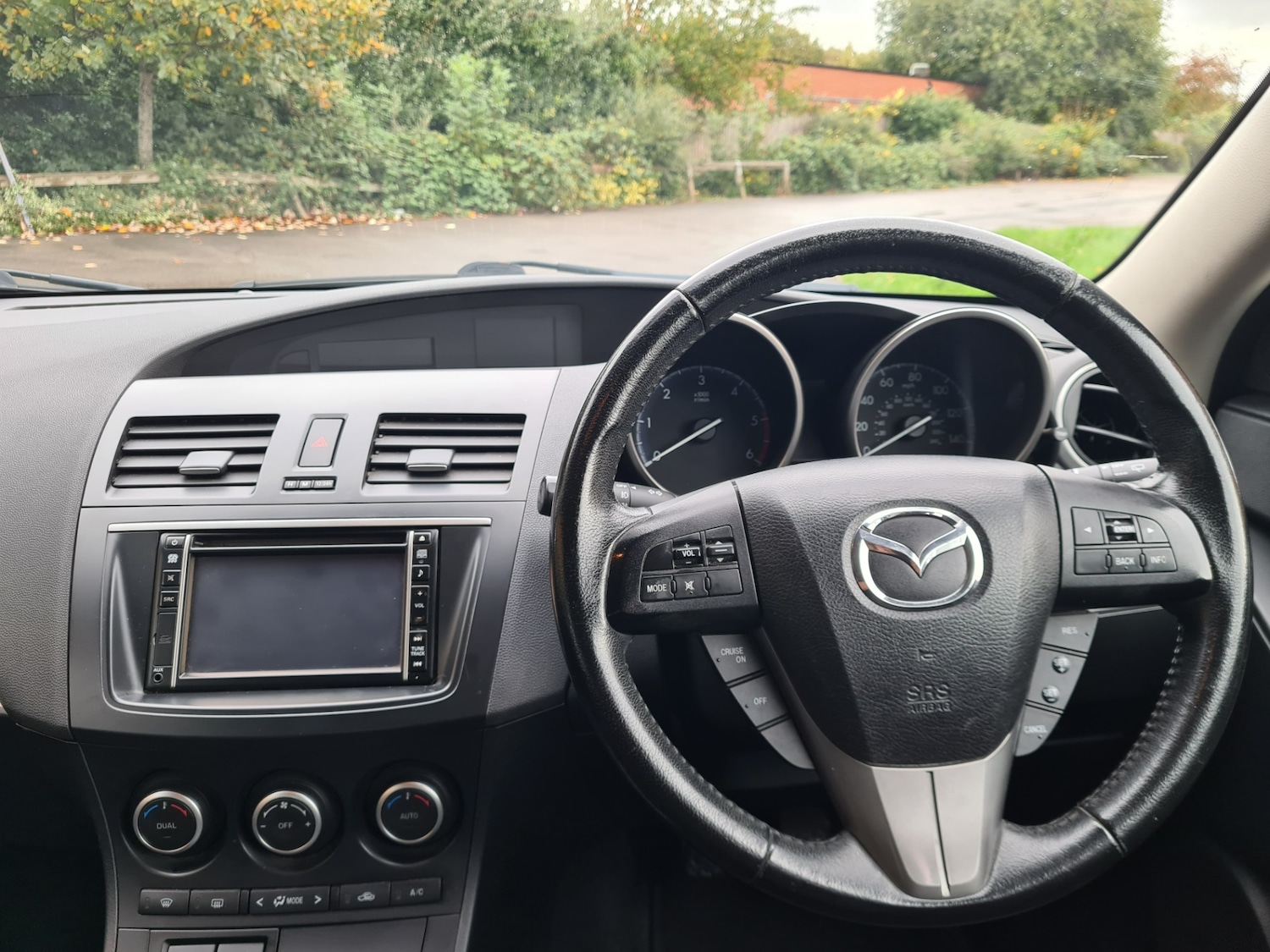 Used Mazda Mazda3 2012 for sale - 76478267: Photo 9