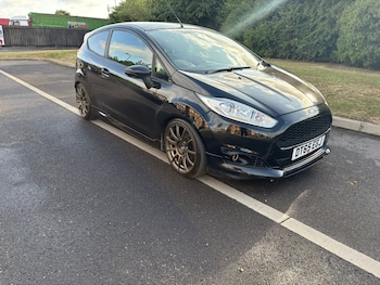 Used Ford Fiesta 2016 for sale - 75953136: Photo