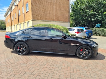 Used Jaguar XF 2017 for sale - 79528105: Photo
