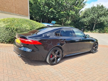 Used Jaguar XF 2017 for sale - 79528105: Photo