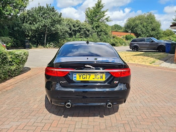 Used Jaguar XF 2017 for sale - 79528105: Photo