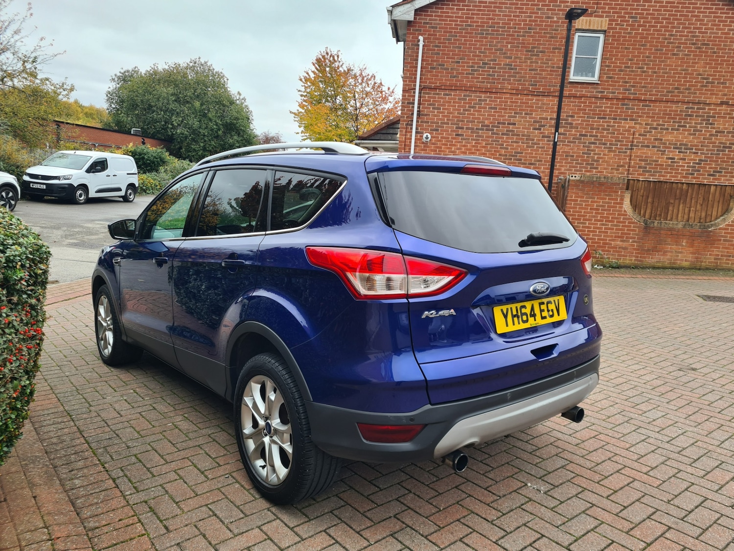 Used Ford Kuga 2014 for sale - 76894937: Photo 6