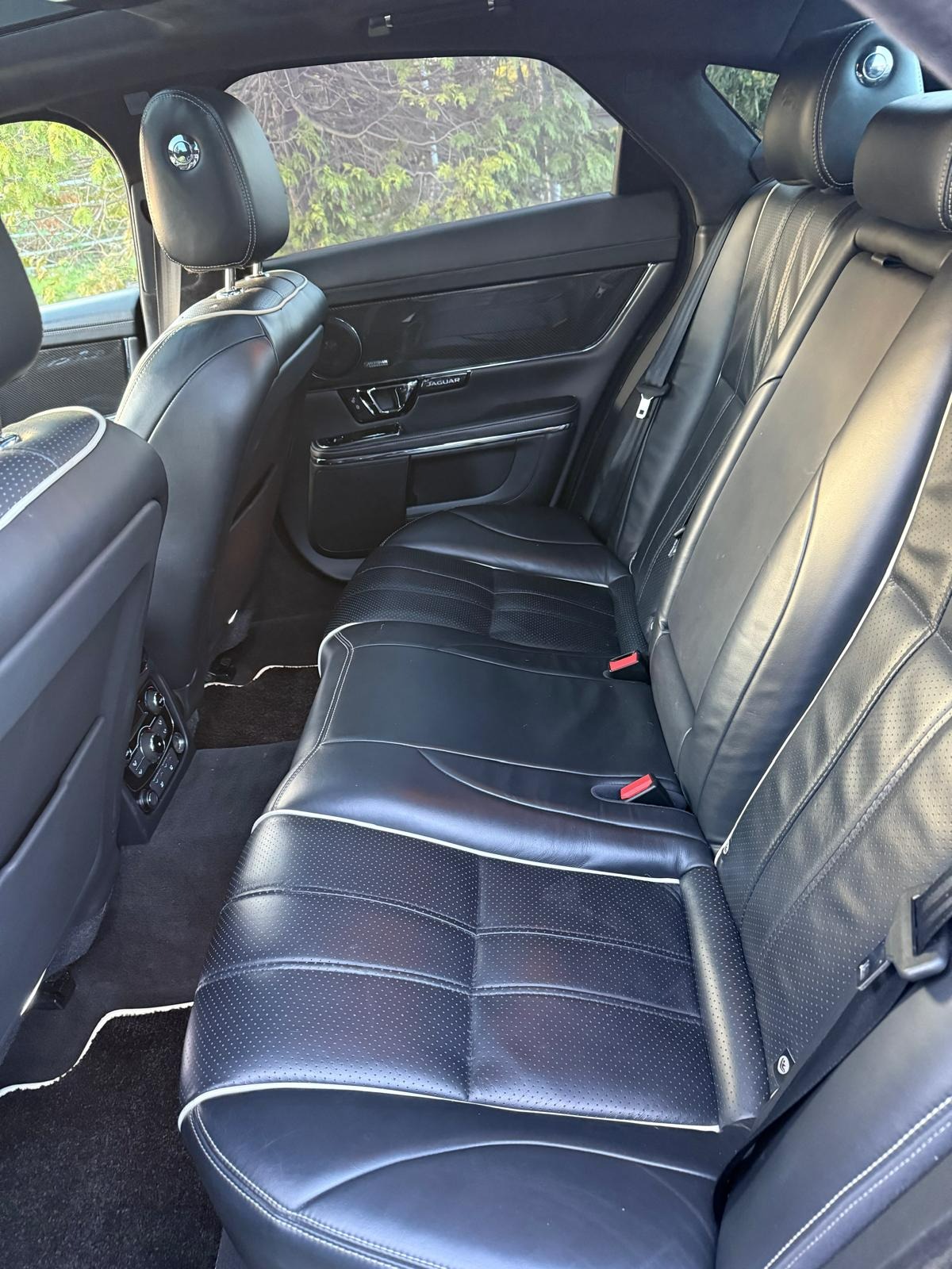 Used Jaguar XJ 2015 for sale - 76957446: Photo 13