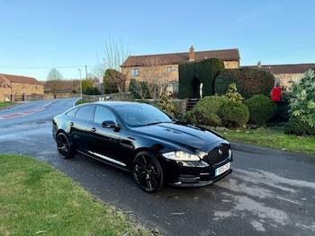 Used Jaguar XJ 2015 for sale - 76957446: Photo