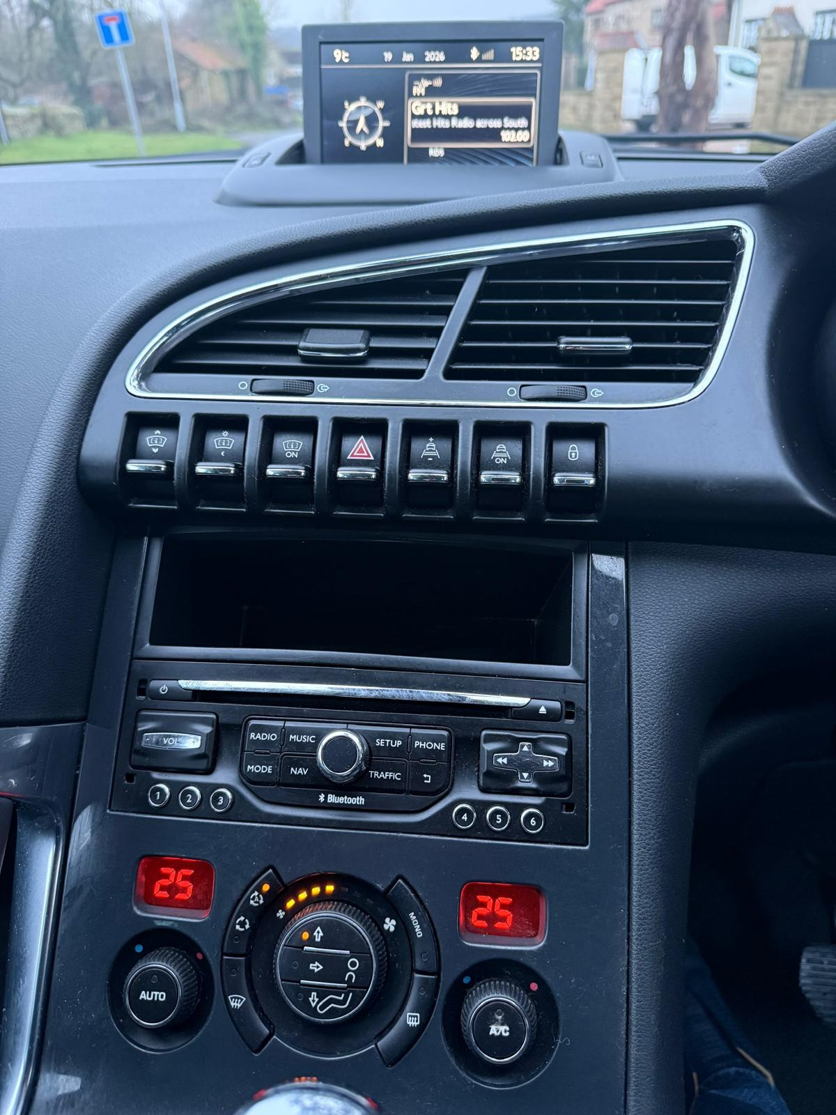 Used Peugeot 3008 2014 for sale - 77248044: Photo 9