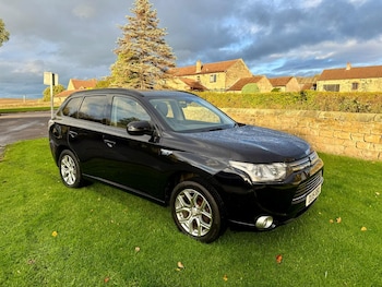 Mitsubishi Outlander feature image