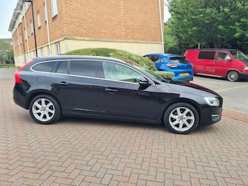 Used Volvo V60 2014 for sale - 78623781: Photo