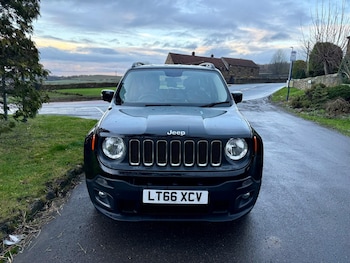 Used Jeep Renegade 2016 for sale - 76848821: Photo