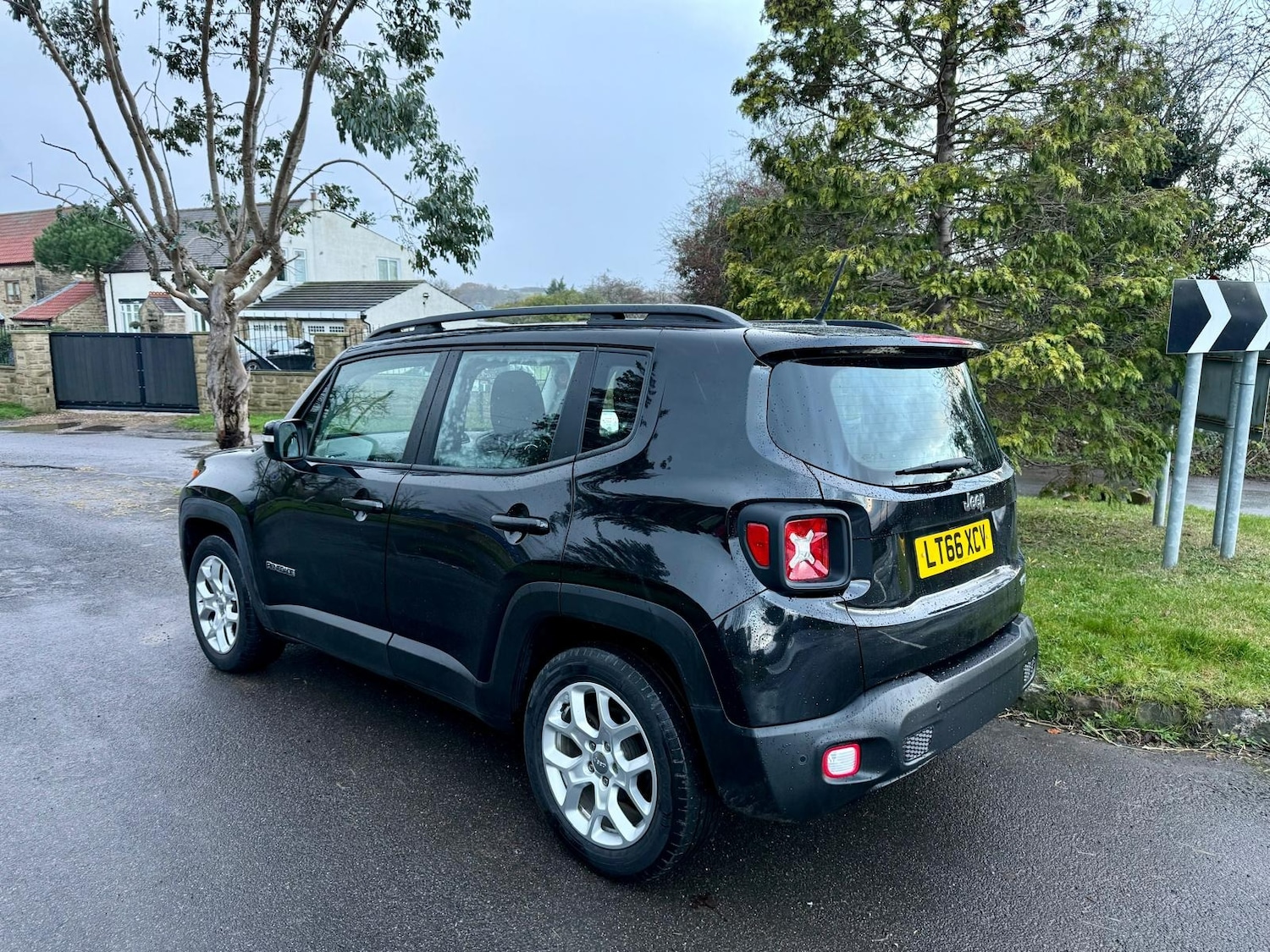 Used Jeep Renegade 2016 for sale - 76848821: Photo 3